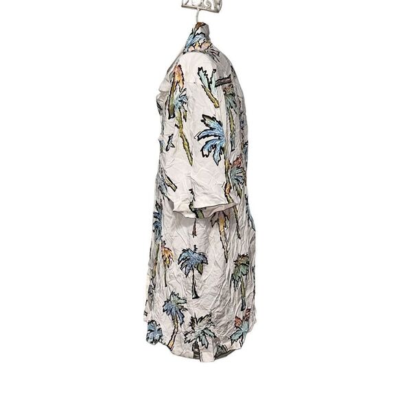 NEW WITH TAGS UO URBAN OUTFITTERS Gradient Palms Rayon Short Sleeve Button-Down - Picture 3 of 12